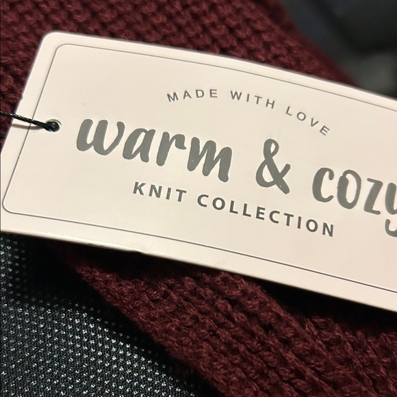 Love Tree Deep Red V-Neck Twist Sweater - Picture 2 of 4